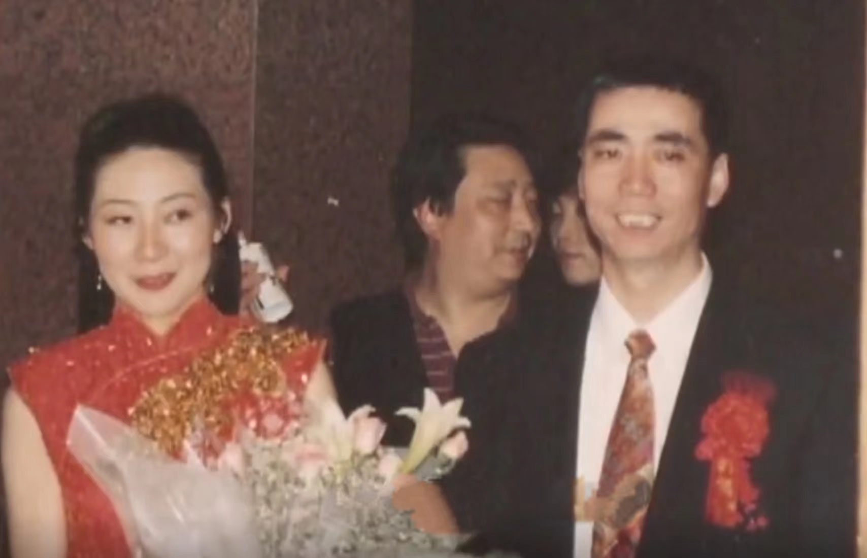 范明妻子厉玲，二婚带子嫁范明，婚后生一女，一家四口幸福有滋味