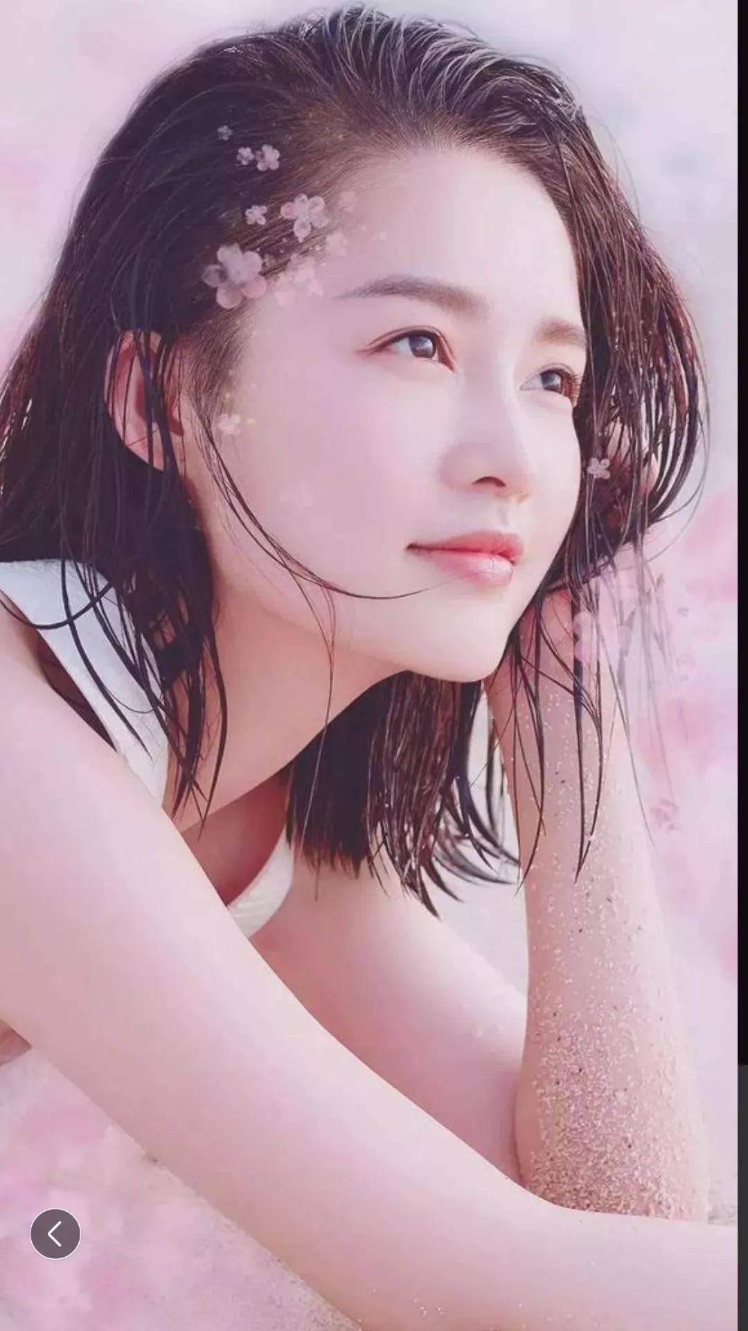 请欣赏20位女明星清纯唯美的高清美照