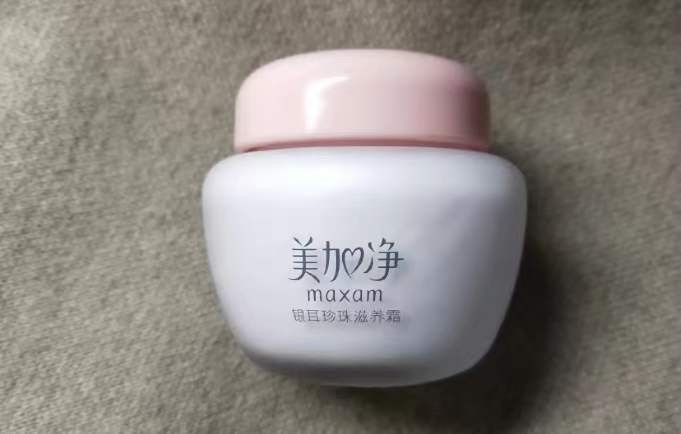 超市里常见的4款面霜，买到就是赚到！擦手擦脸都适合，不输大牌