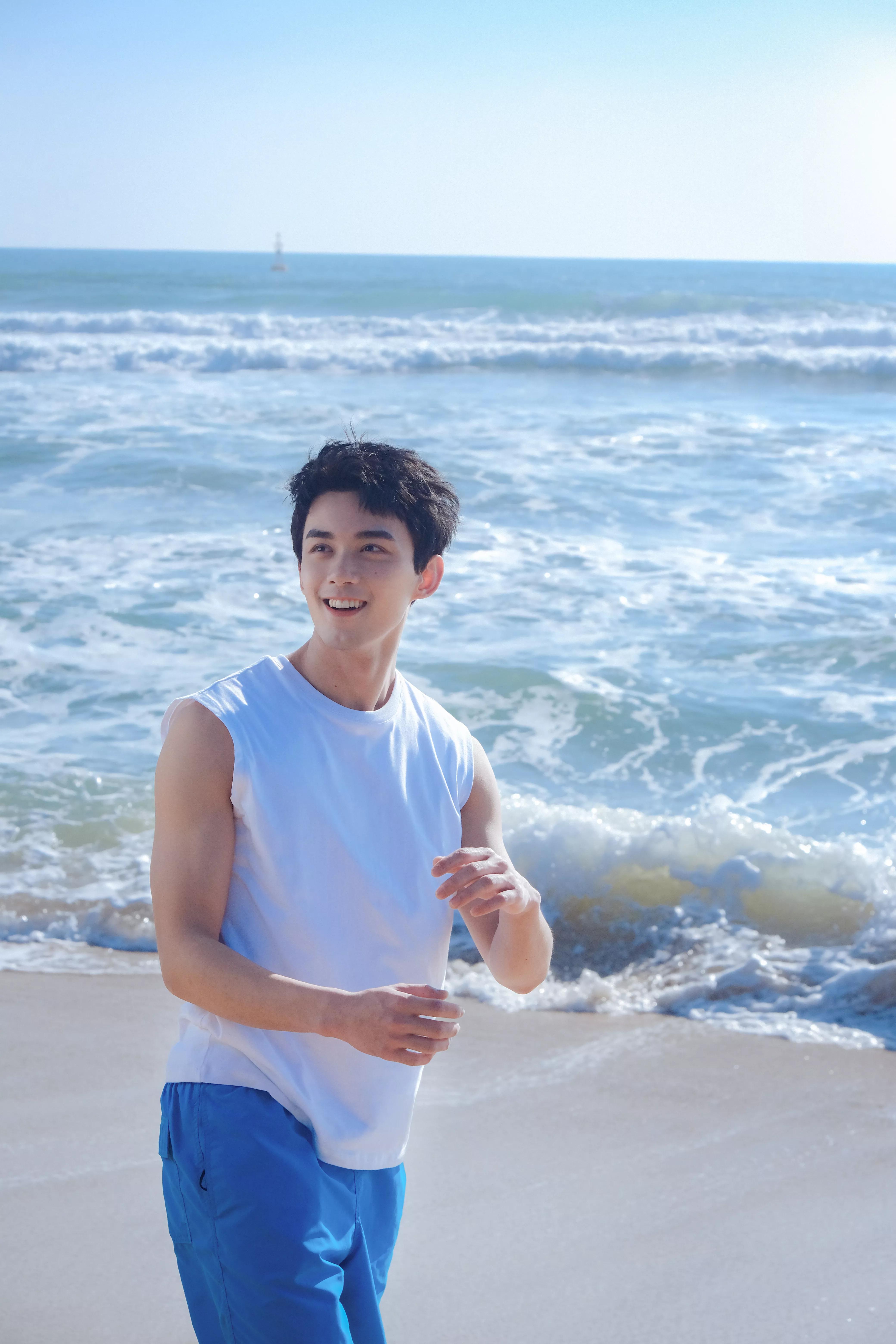 明星壁纸－吴磊