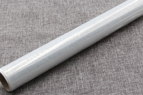 央视曝光7成保鲜膜含“致癌物”，爱用保鲜膜的家庭，自查3件事