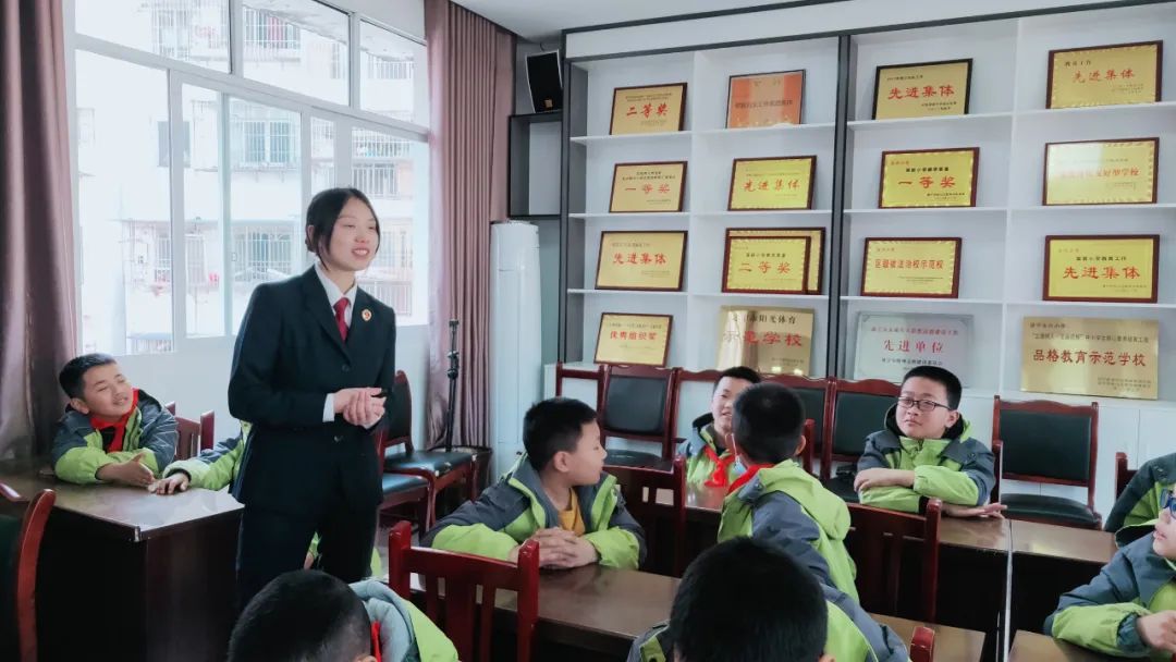 【检爱同行·共护未来】“三八”妇女节的一场特别课堂——“增强安全意识,远离性侵害”