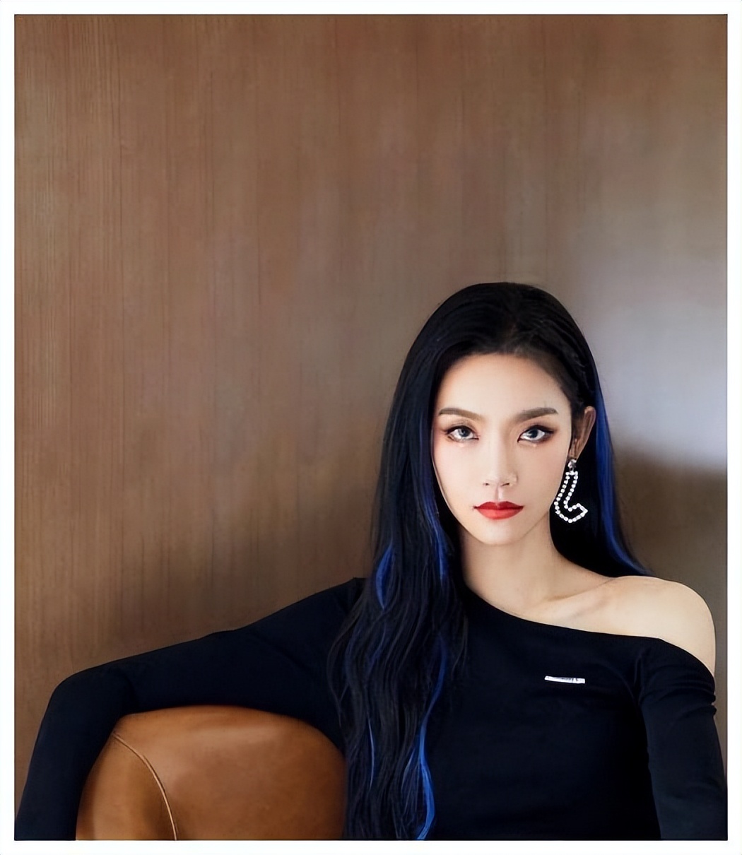 《快男》6强出道古装实景影棚古装道具古装服饰