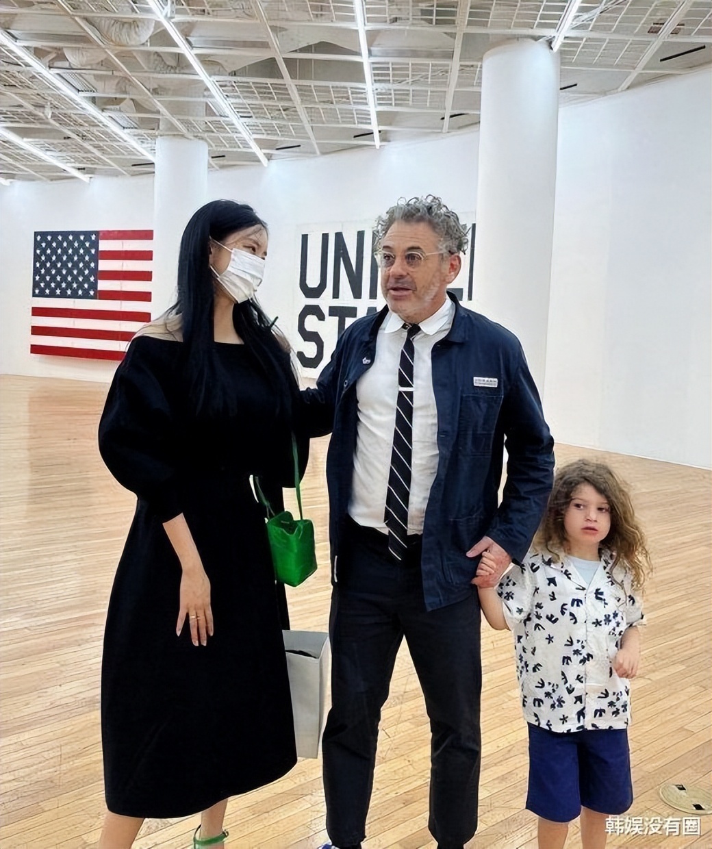 梦幻联动 T Ara朴孝敏晒gd权志龙 观展照 两人见面了吗 51韩团 韩国娱乐 韩国女团 韩国男团