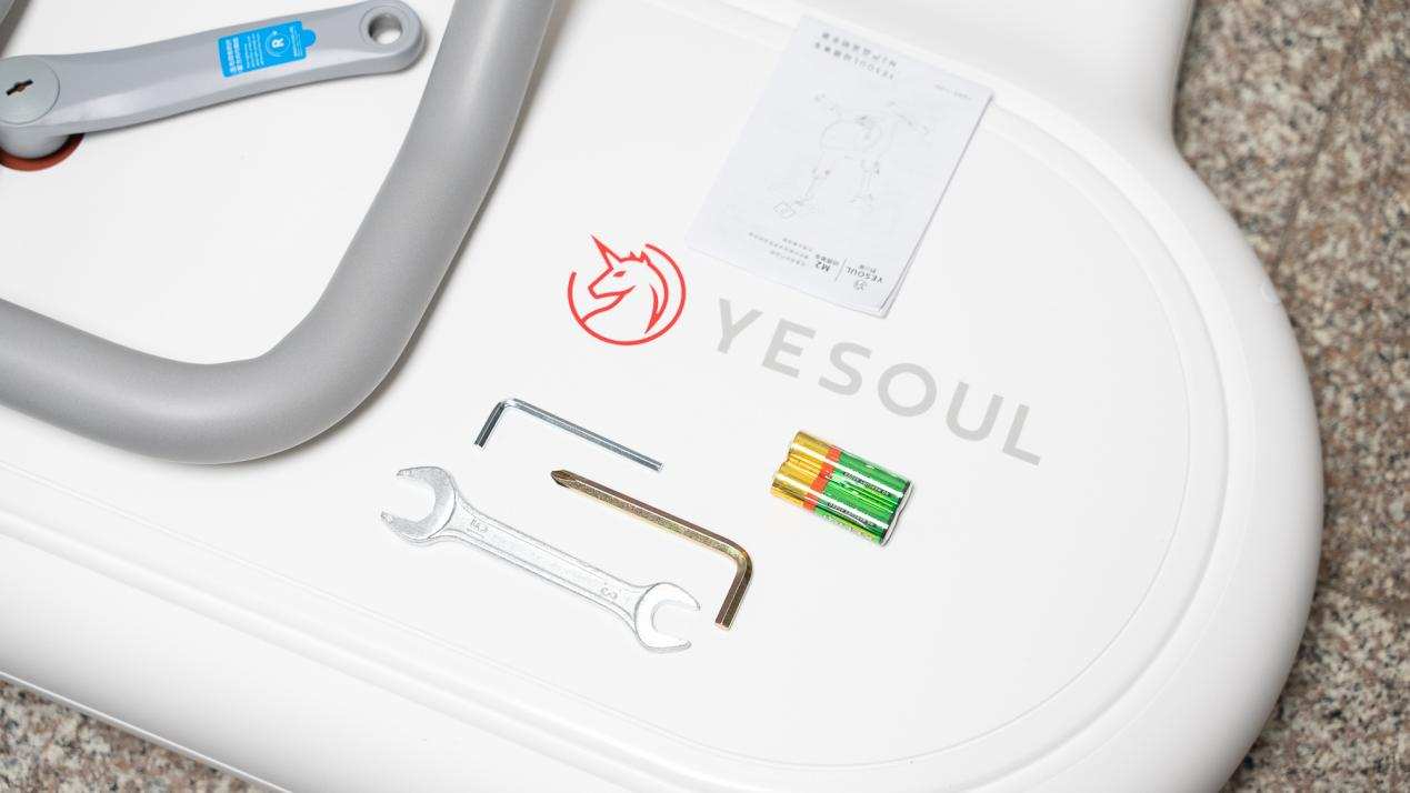 野小兽m2动感单车+健腹轮+健身手套—我的减重装备+饮食清单