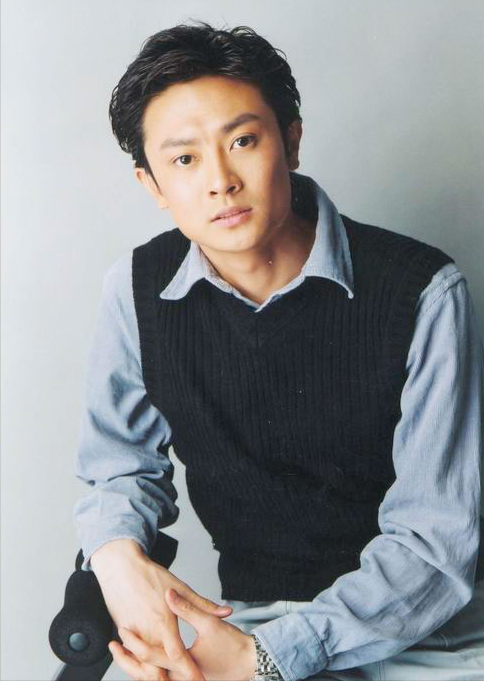 娱乐圈的8大“海岩男郎”，年轻时个个丰神俊朗，气宇不凡