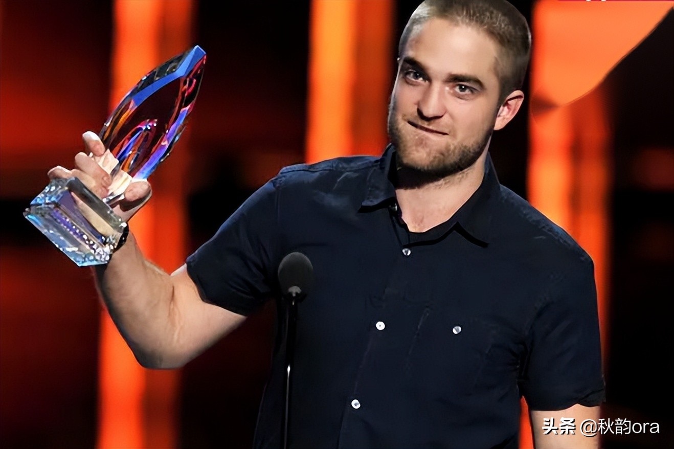 《哈利波特》21年后演员现状：男主被遗忘，女主变老，配角成赢家