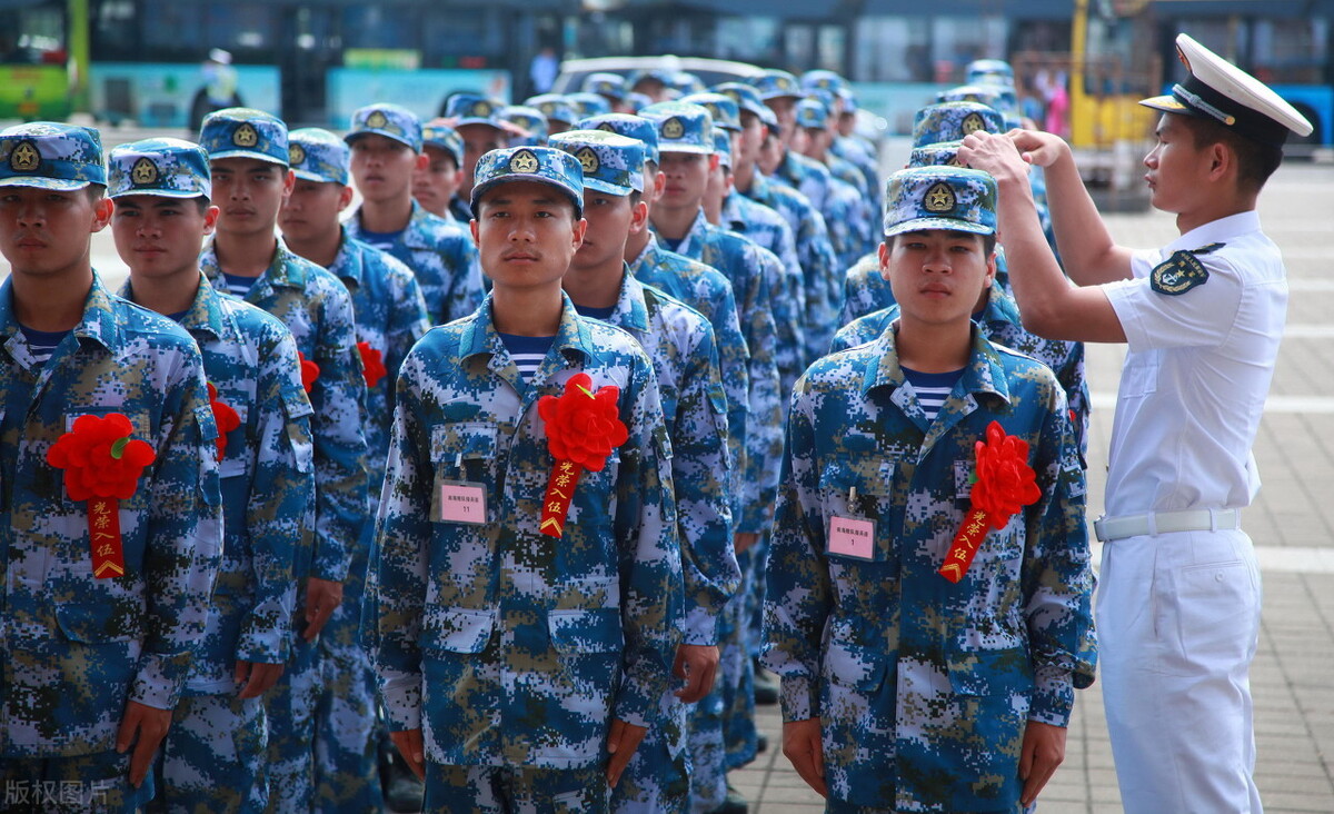 孩子大专第二年当兵，如果考士官学校可以吗？这几点考虑得很到位