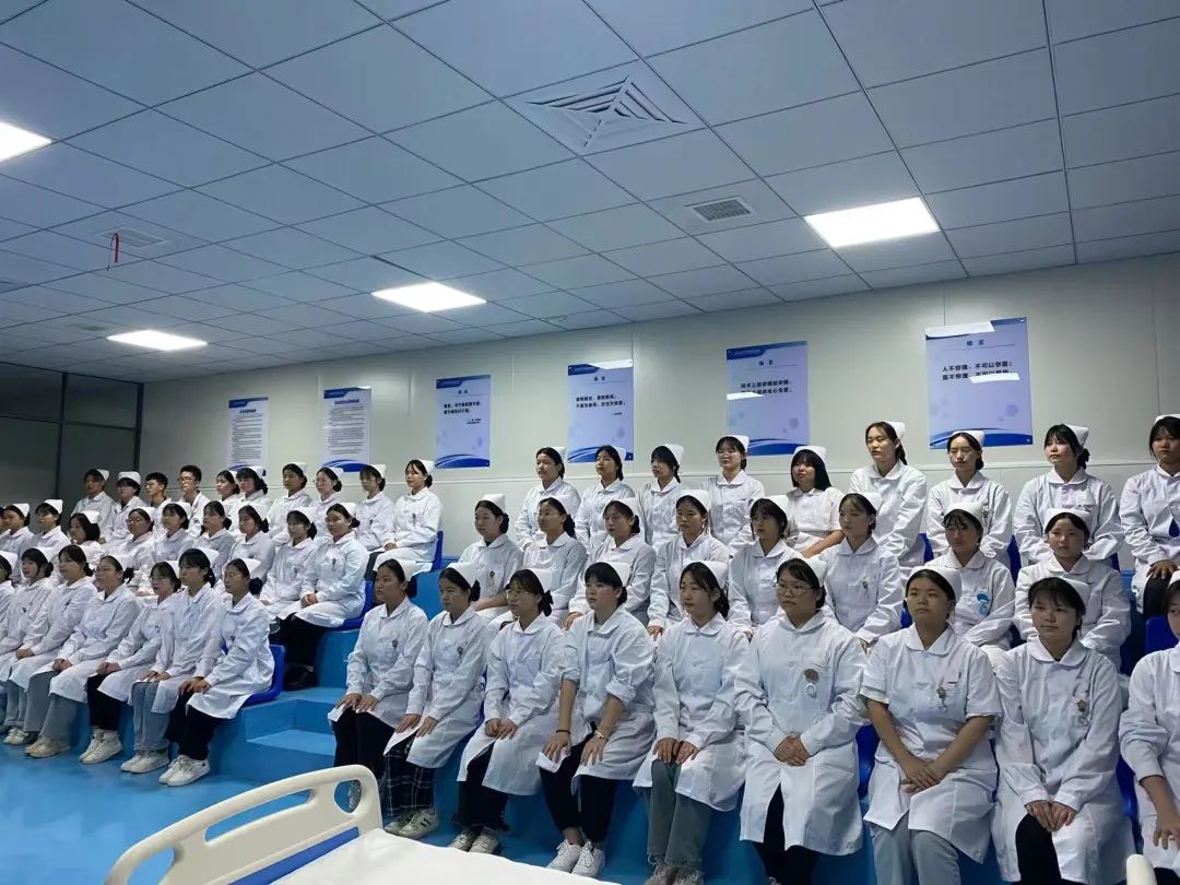 我校获2022 年“楚怡杯”湖南省职业院校教师教学比赛医药卫生类奖