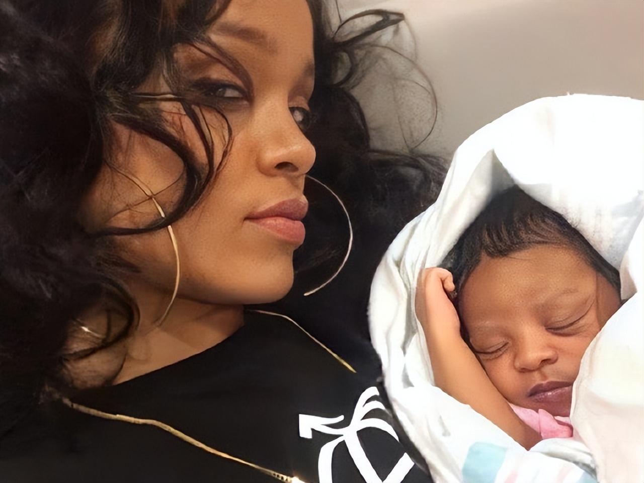 24小时10个瓜！豪门二胎、未婚先孕、疑隐婚生子…娱圈又多5个娃