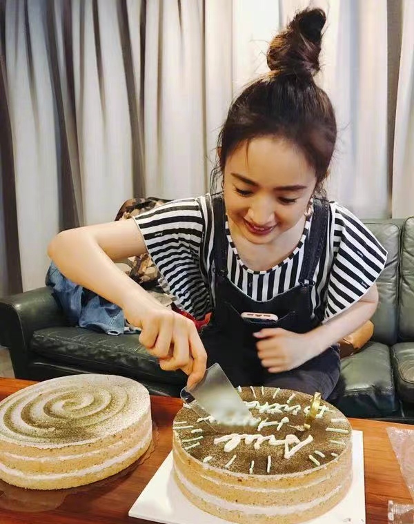 林依晨单独坐月子患抑郁：女人嫁得好不好，看男人才知道