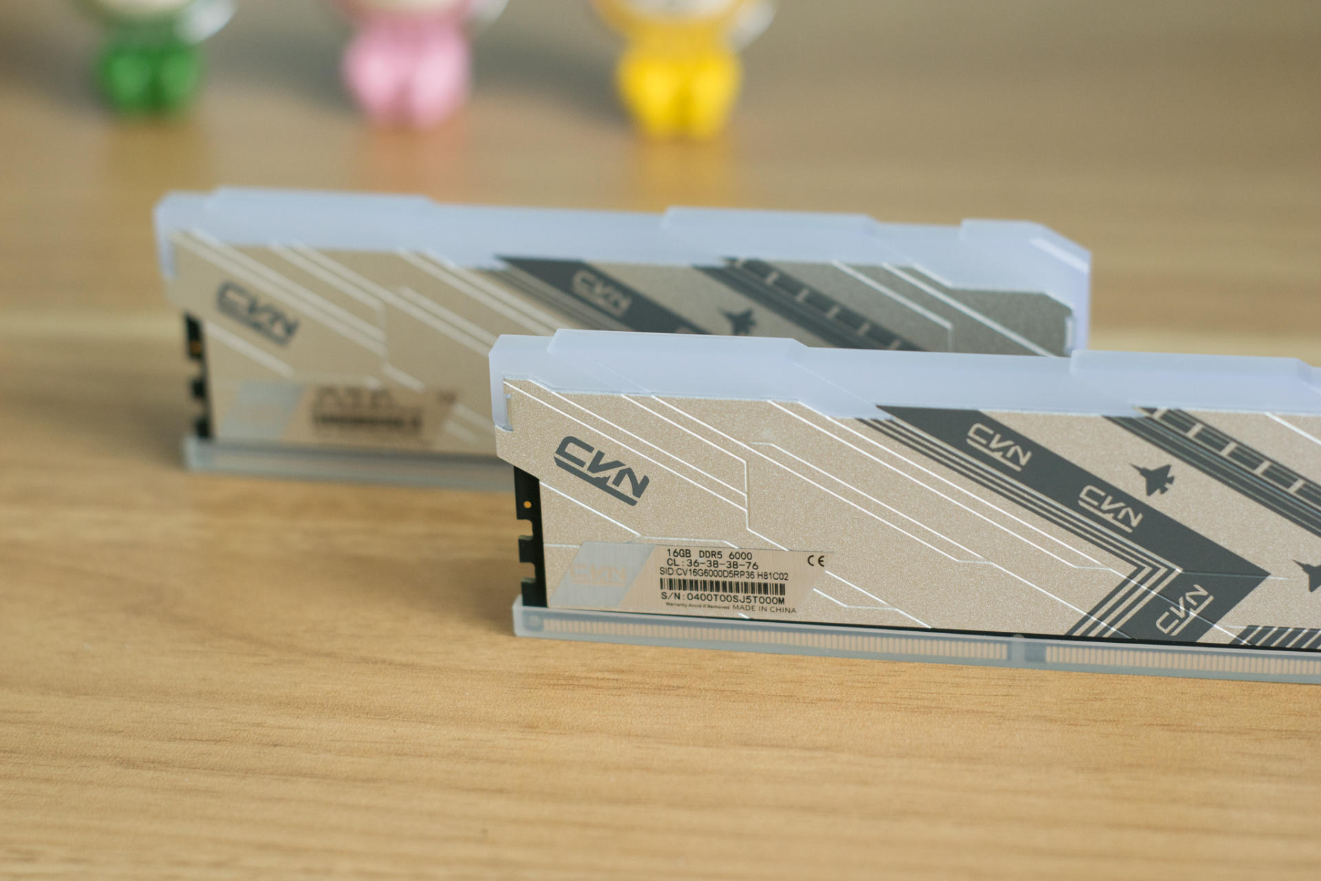 终于降价了，漂亮用得起的DDR5内存灯条，新品七彩虹CVN DDR5实测