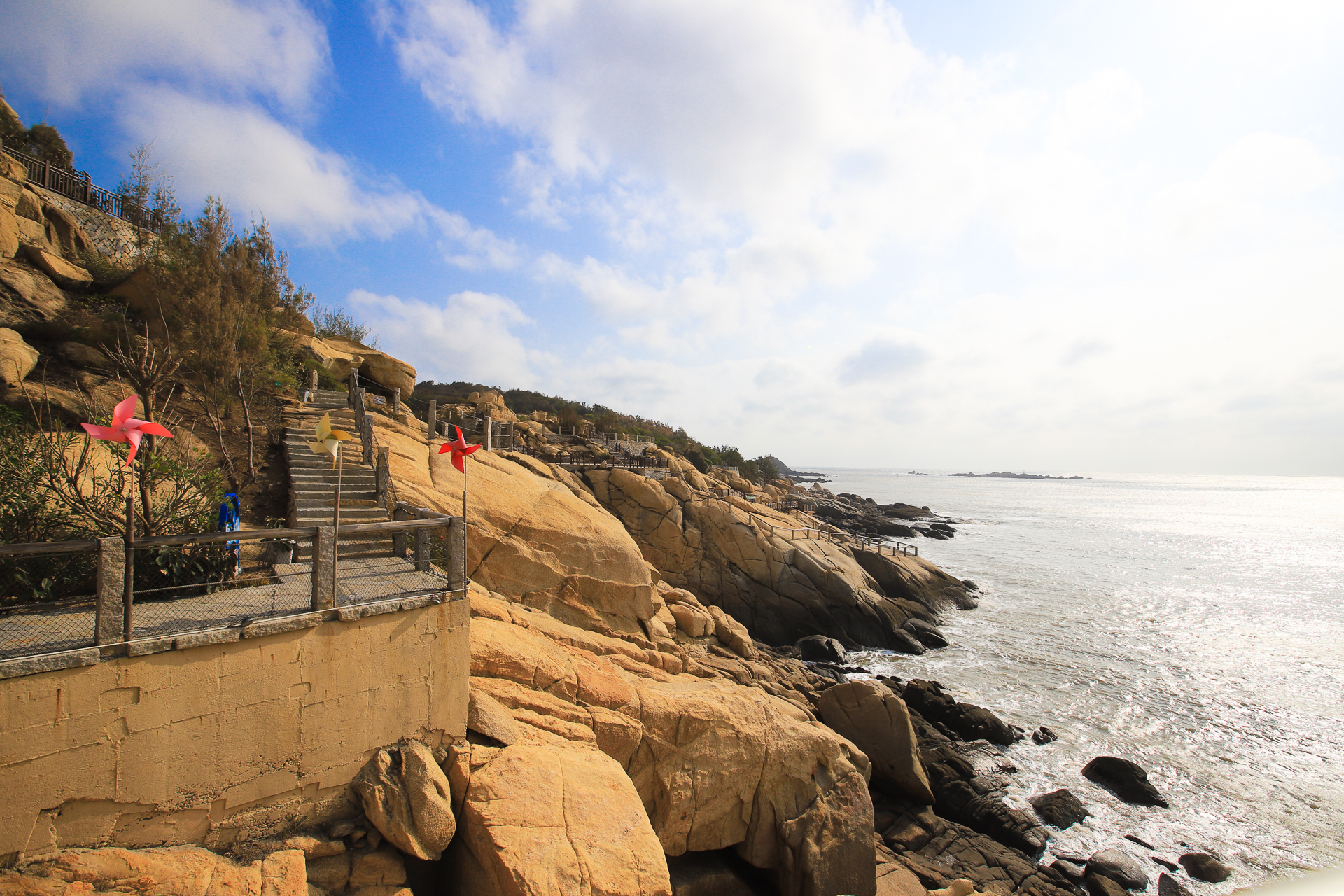 泉州周边小众旅游地,这个冬天到滨海小城惠安崇武过个暖冬