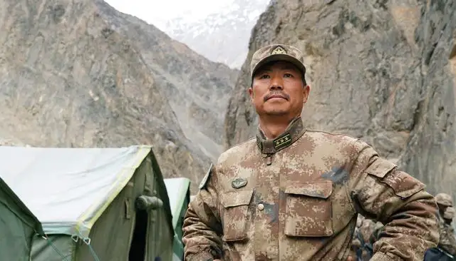 祁发宝团长身边的翻译，已提干进入军校：当时职责所在，绝不后退