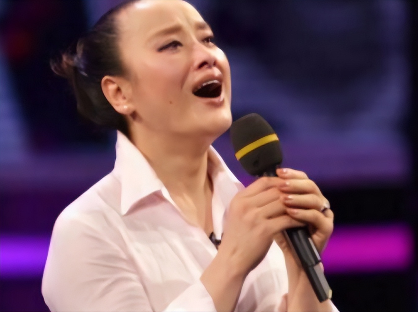 索宝莉：因一首歌爆红，为丈夫屈建远嫁，身世凄苦，56岁病逝异乡