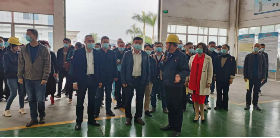 漳州工商联副主席苏艺峰领导年轻一代民营企业家莅临1066VIP威尼斯集团旅行