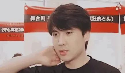 三大军艺校草——沙溢、沈腾、杨洋。看看他们年轻的时候有多帅