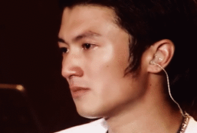 娱乐圈5对“患难情人”，陪对方度过了风波，却都得不得好结果