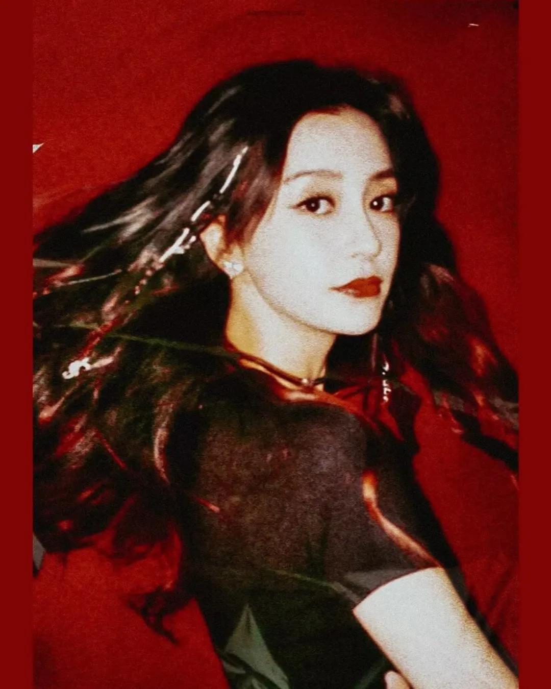 一眼万年的明星图片