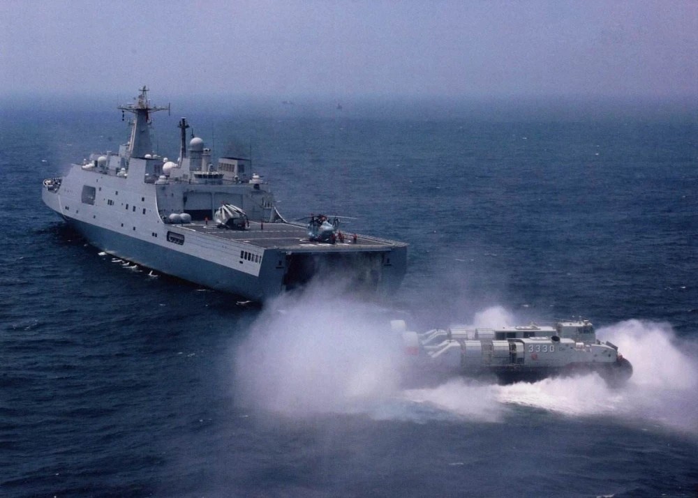 �纣��½�����������й���һ���Բ���Ұţ���ع⣬����3��̹��