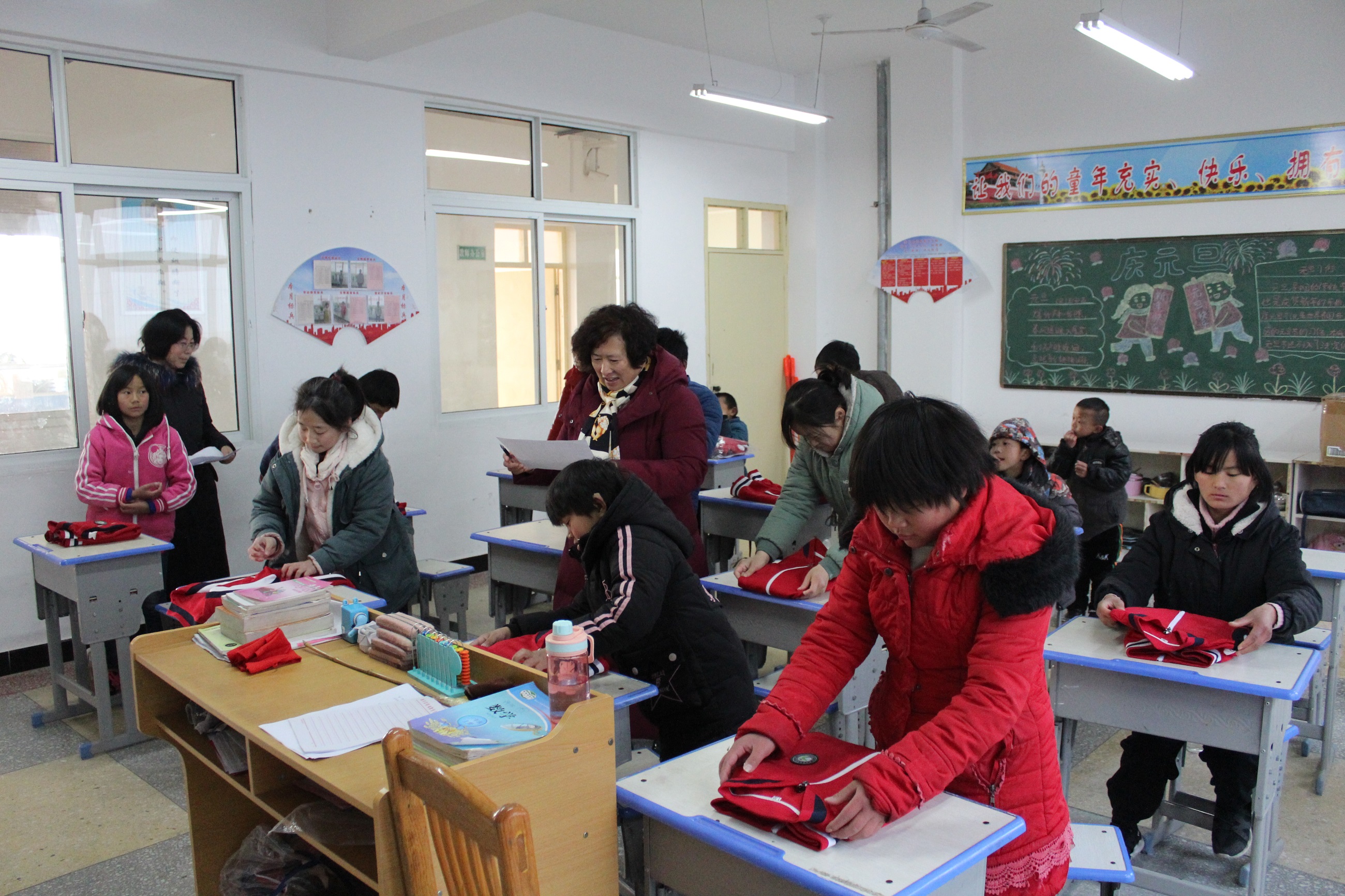 强化养成教育，提高生活技能