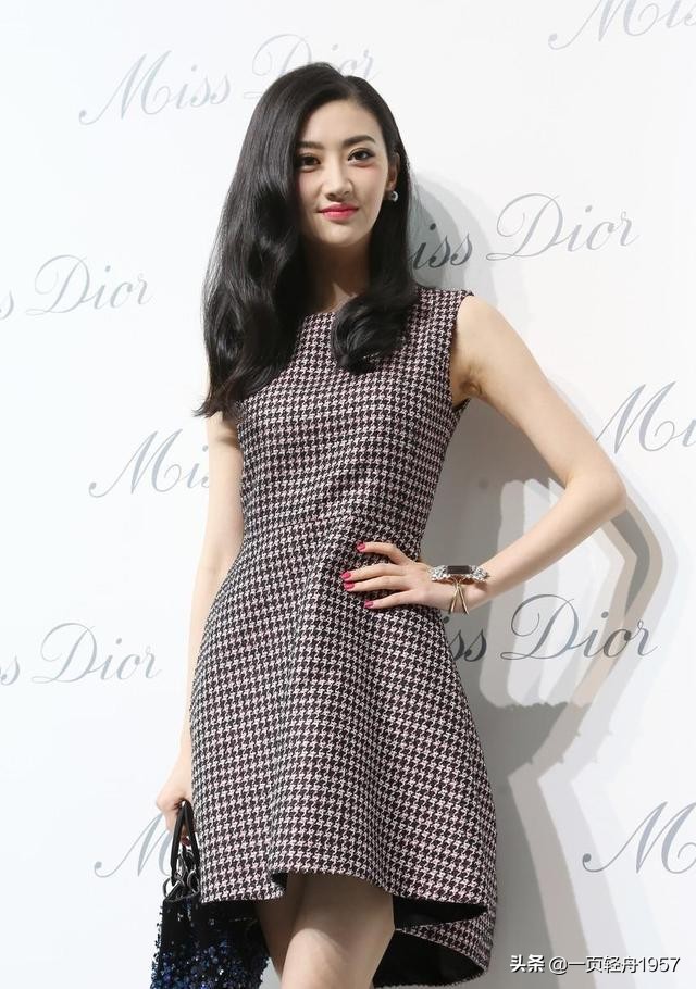 2022年可能出局几个艺人自毁前程，行百步半九十不是谁都能做到的