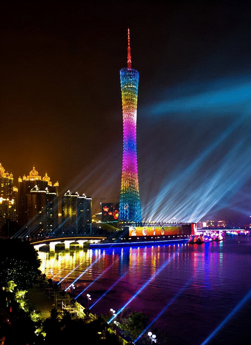 全球高塔排名前十榜单，中国独占六成！您有去过哪个？