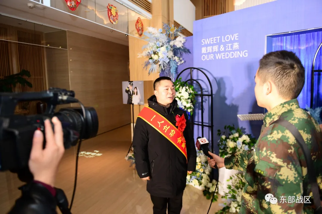 破防了！立功喜报空降婚礼现场