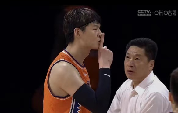 马里兰nba俱乐部有哪些(不到8000万！去年最大的签约啊！王哲林直接赚翻)