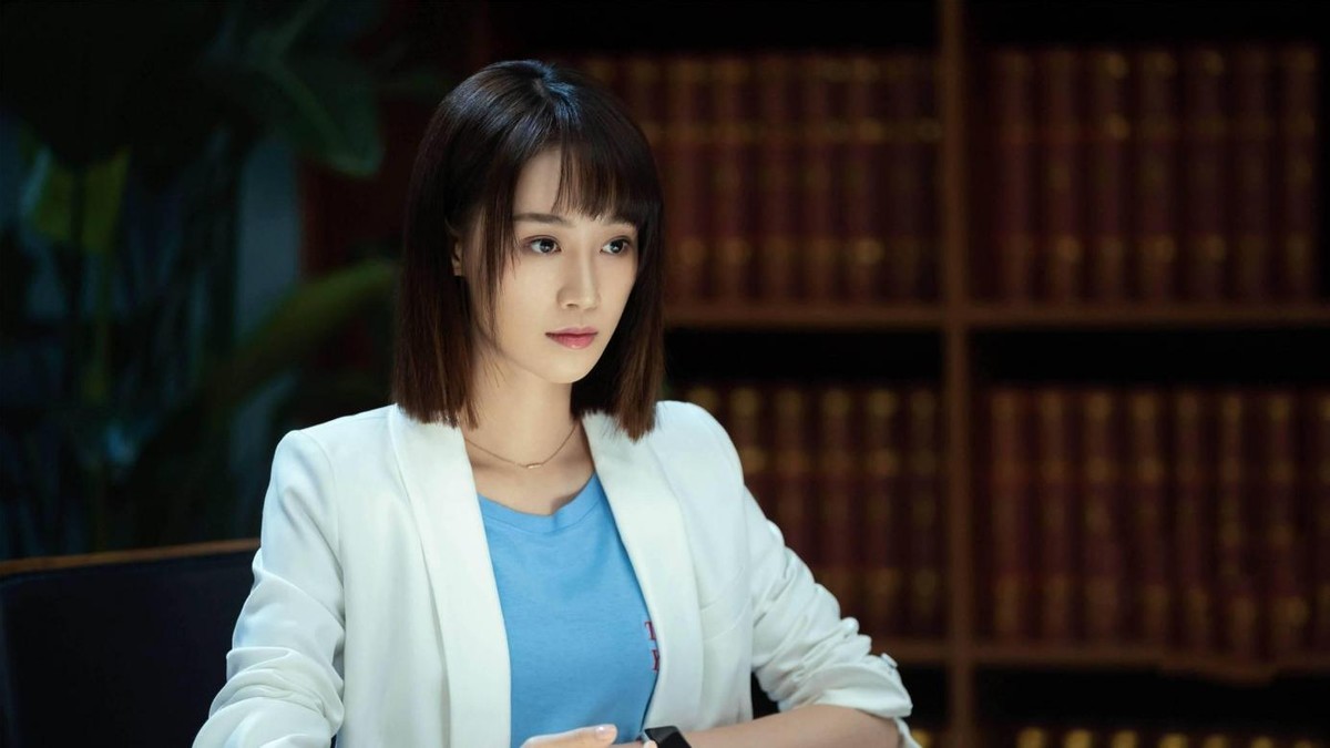 一脸“苦瓜相”却还能演大女主，这8位女星越看越丧，导演咋想的