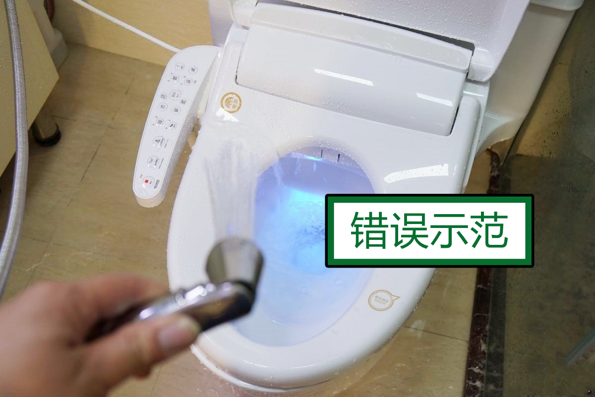 家里有智能马桶盖的人都懂的痛：虽然瑕不掩瑜，但也足够闹心