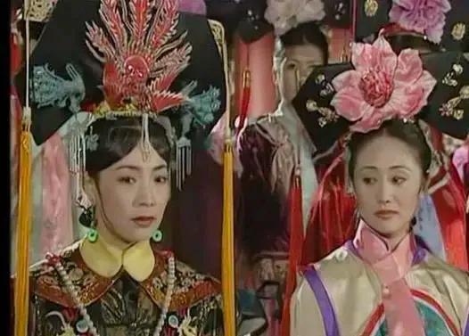 《还珠》香妃如果没有蒙丹会爱上乾隆，并和令妃正面“刚”吗？