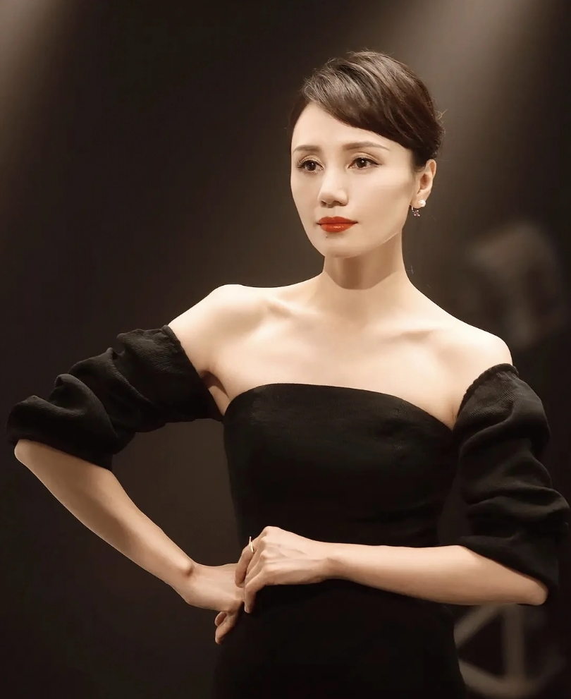 袁泉的老公是谁呀袁泉个人资料