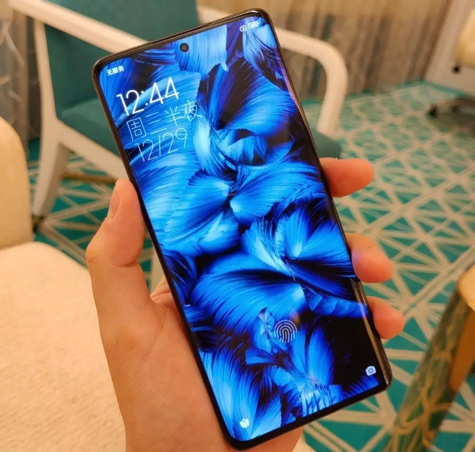 小米12 Pro上手体验：配置没得挑剔，外观细节到位