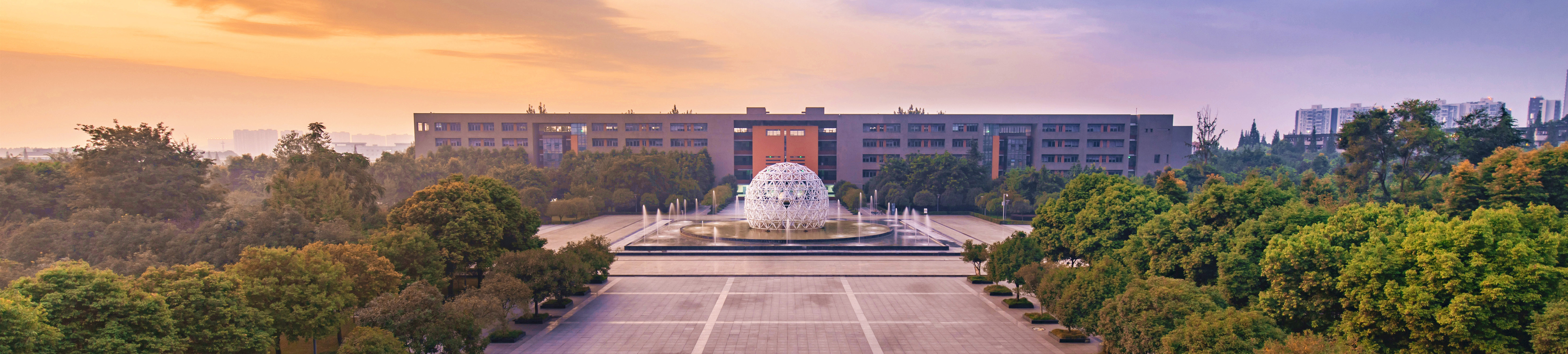 西华大学2022年招生8553人，四川省内计划7111人占83%，重庆230人