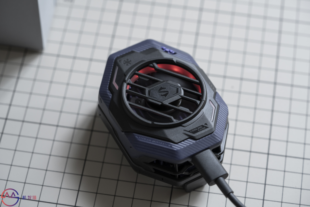 从13.9到299元有什么区别？主流手机散热背夹横测