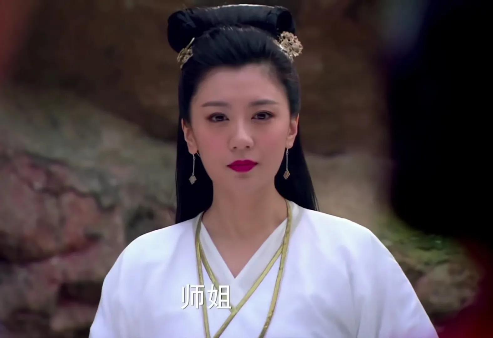 天龙八部名场面，七版李秋水摘面纱，谁容颜绝世，谁让你看了反呕