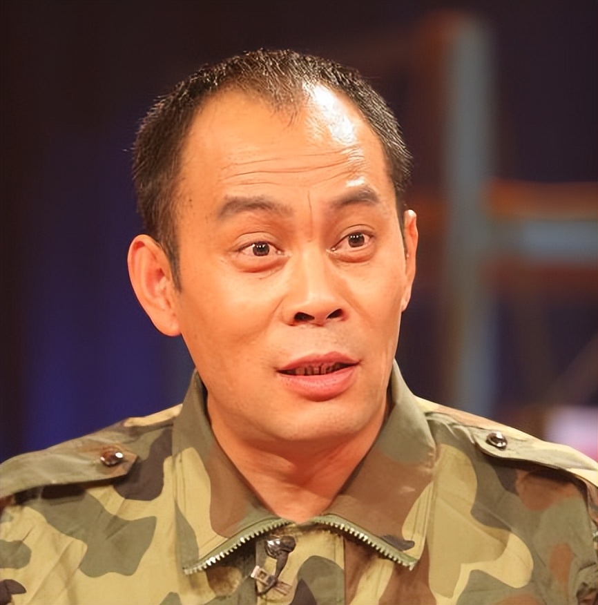 张光北：一套家具和一条毛毯迎娶校花陈炜，如今一家三口其乐融融