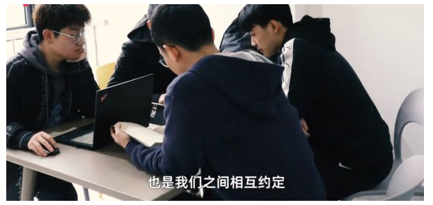 中南大学校草颜值高，本科毕业留校读博，被称为现实版“韩商言”