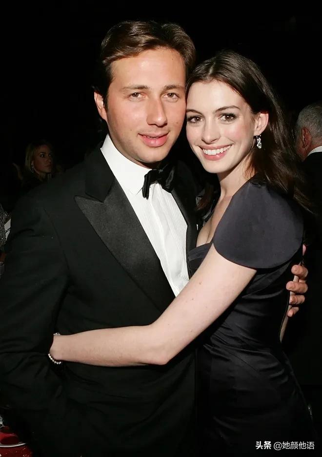 40岁“迪斯尼公主”安妮·哈撒韦：极品的美貌和童话般美丽的婚姻