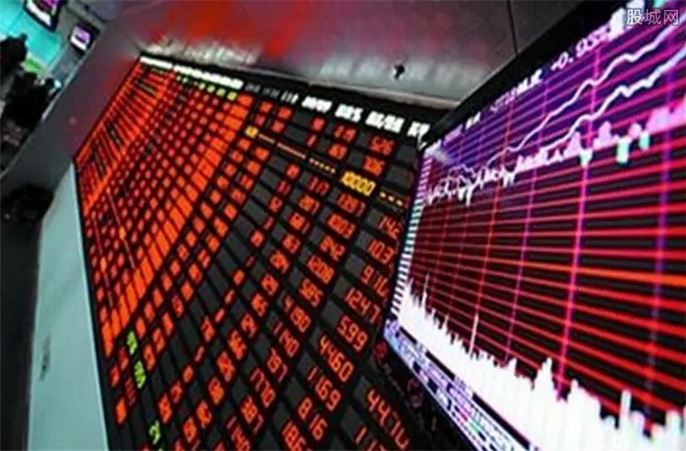 「首席连线」杨德龙：虎年的股市是否会迎来虎虎生威的行情？