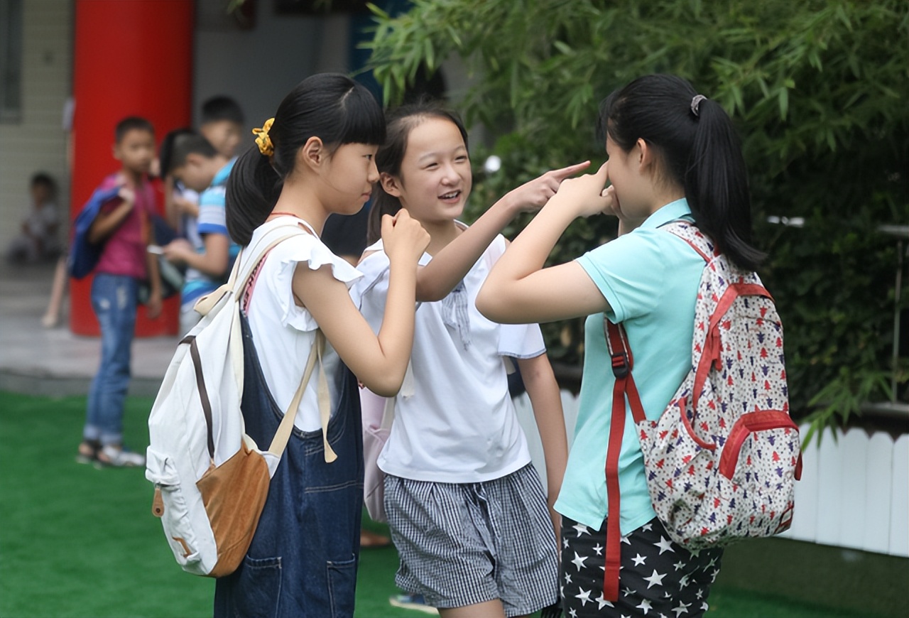 通知！全国各地中小学生暑假时间公布，家长无语：明明还没有开学