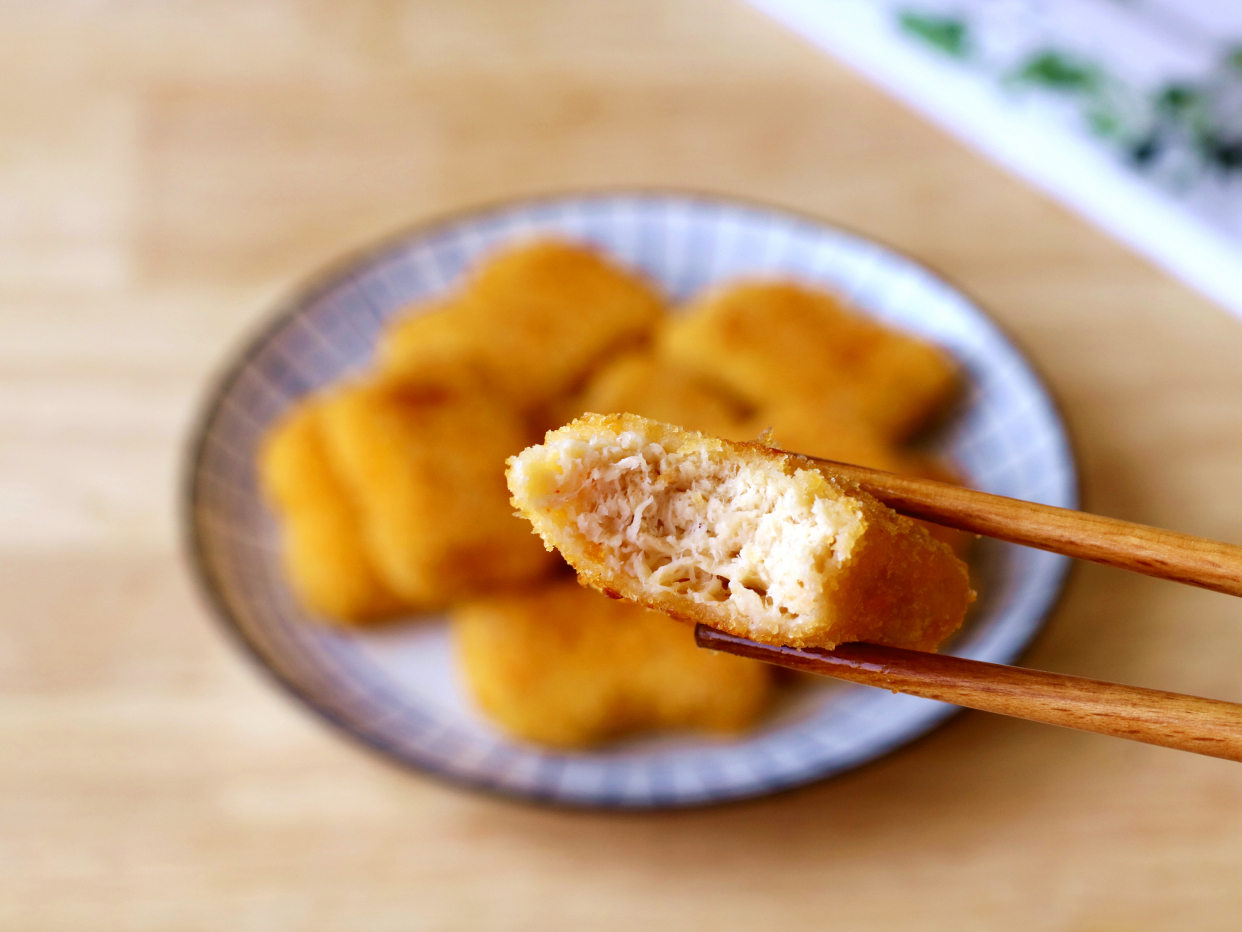 四人闺蜜送什么礼物好（送闺蜜从小到大18件礼物）