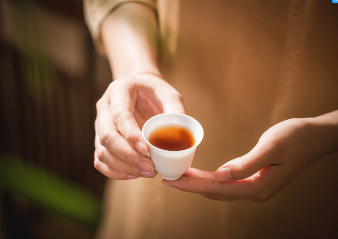 都说“班章为王”，怎样选到真正的老班章普洱茶？要选飞天揽月