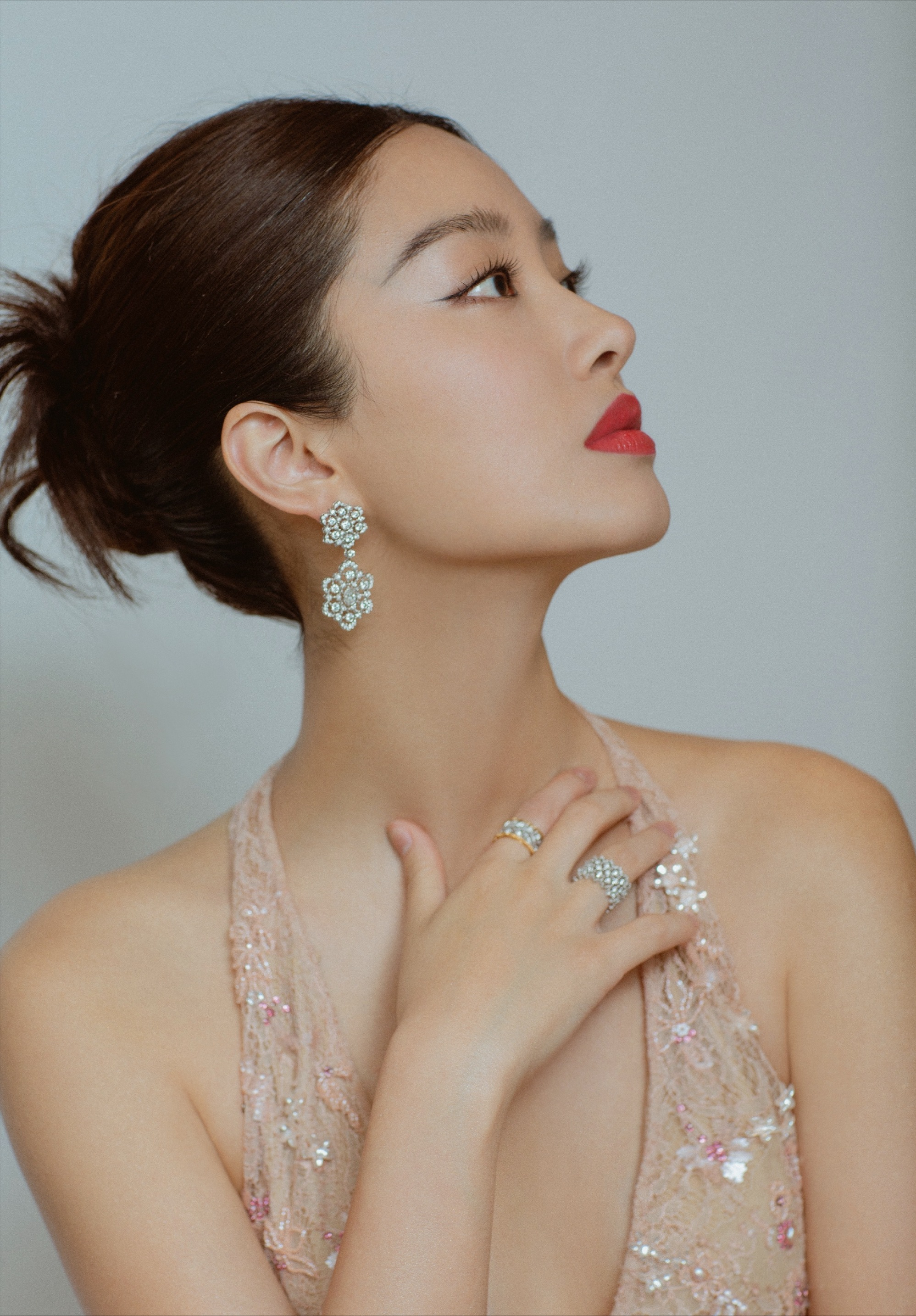 这5位女星嘴唇厚又性感,很有风韵