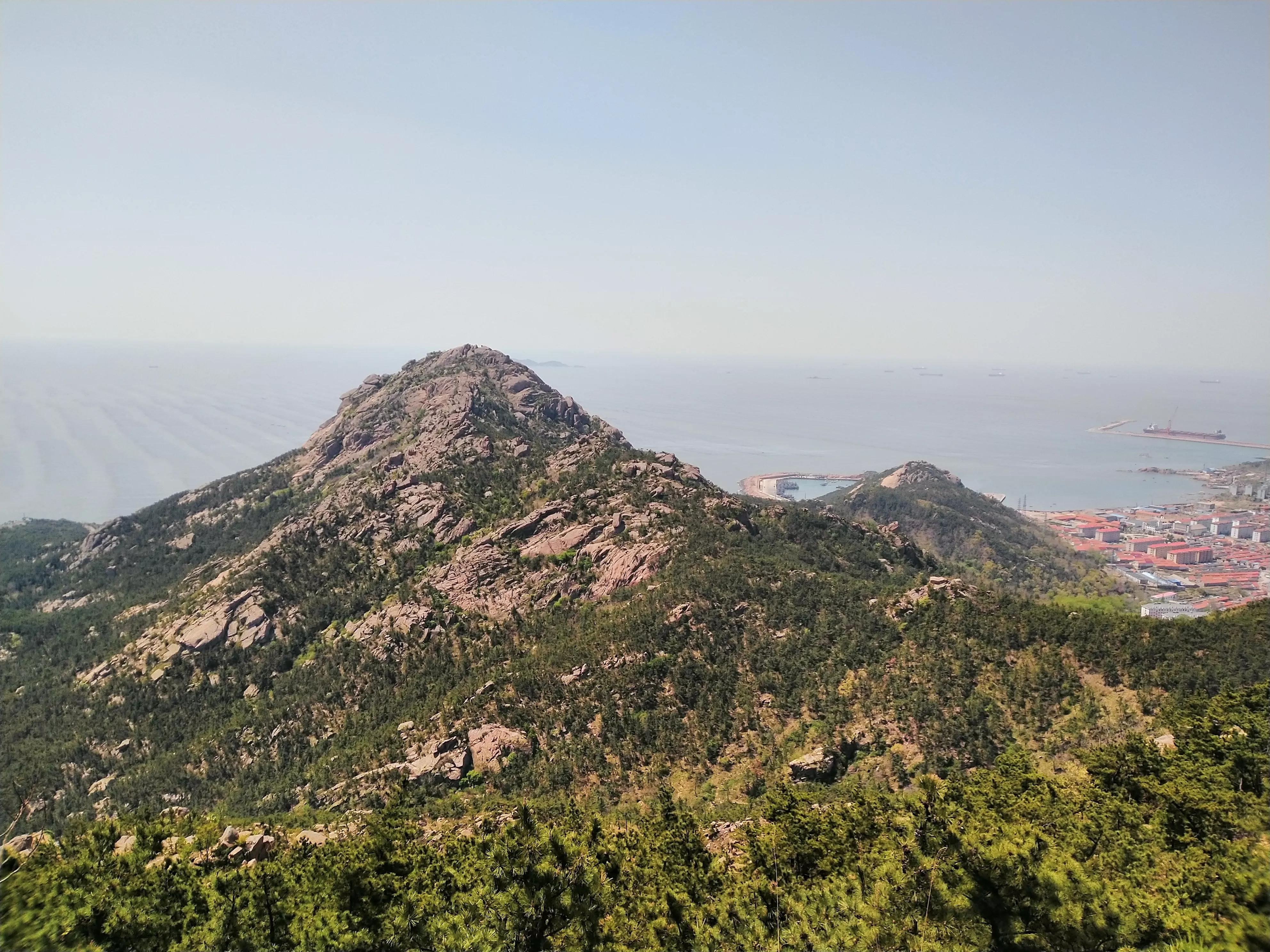 律师日常两项重要的工作