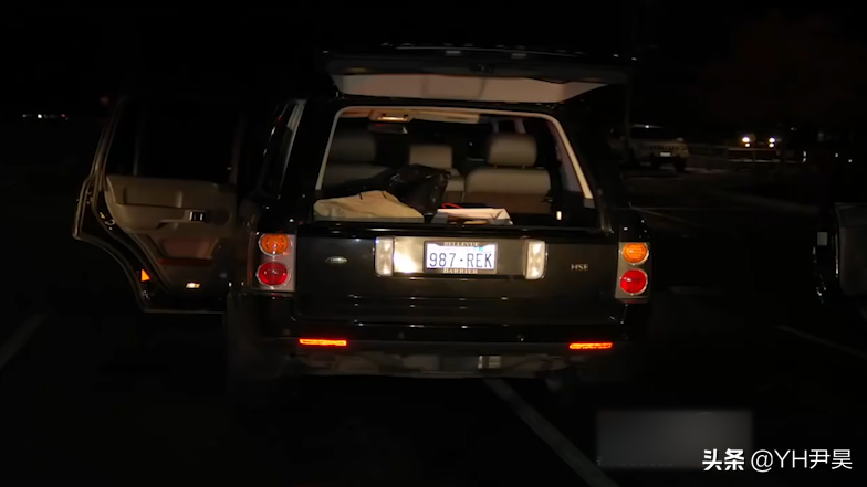 曾轰动美国的银行抢劫案，由于案件设计绝妙，劫匪被抓后成了名人