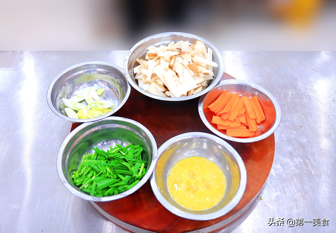 冬季干燥容易便秘，常给家人吃这6种食物，润肠通便，常吃又滋补