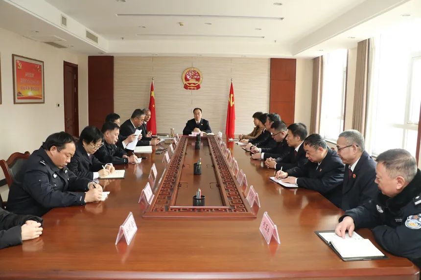 “光辉岁月 检察有你”--张店区检察院举行干部光荣退休欢送会