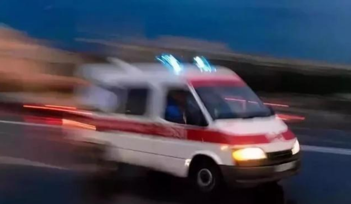 2017年，男子为抢救老人压断其12根肋骨，被反要10万元，如今判了